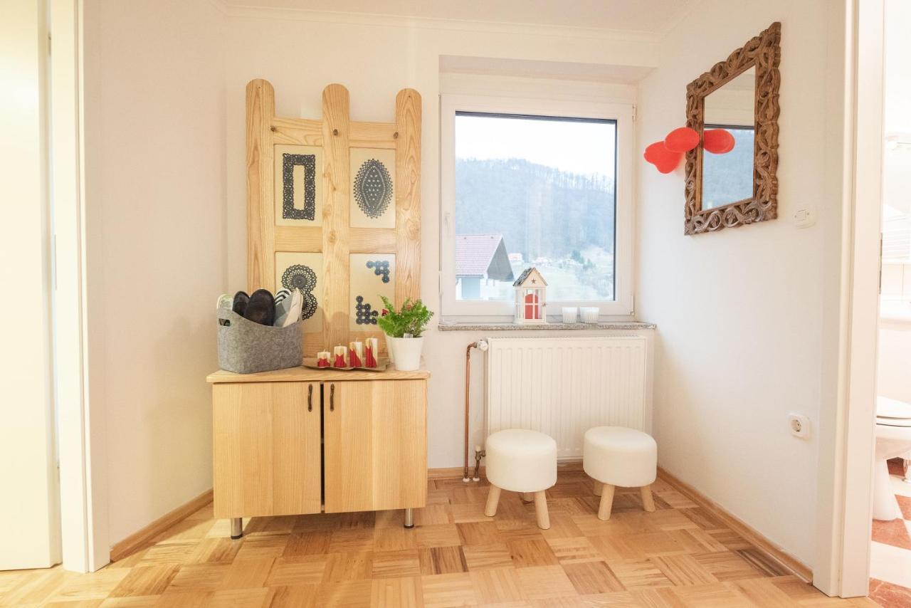 Villa Donleone Ponikva Eksteriør billede